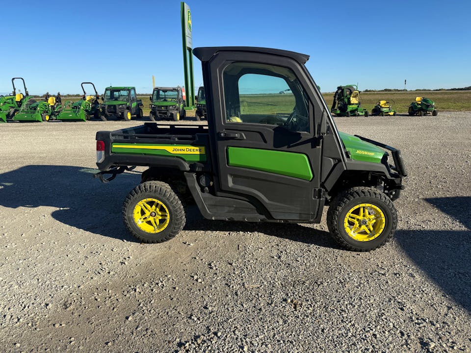 John Deere XUV835M