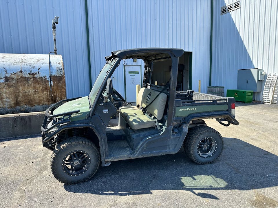 John Deere XUV835M