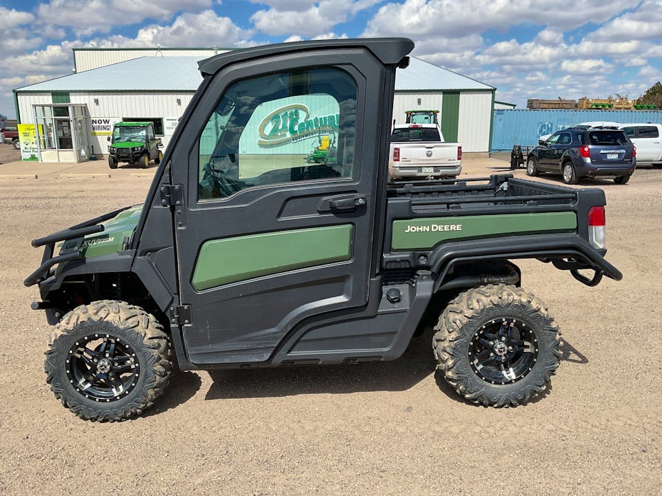 John Deere XUV835M