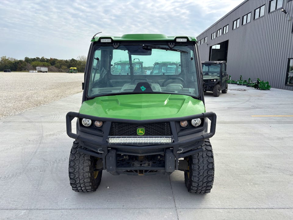 John Deere XUV835R