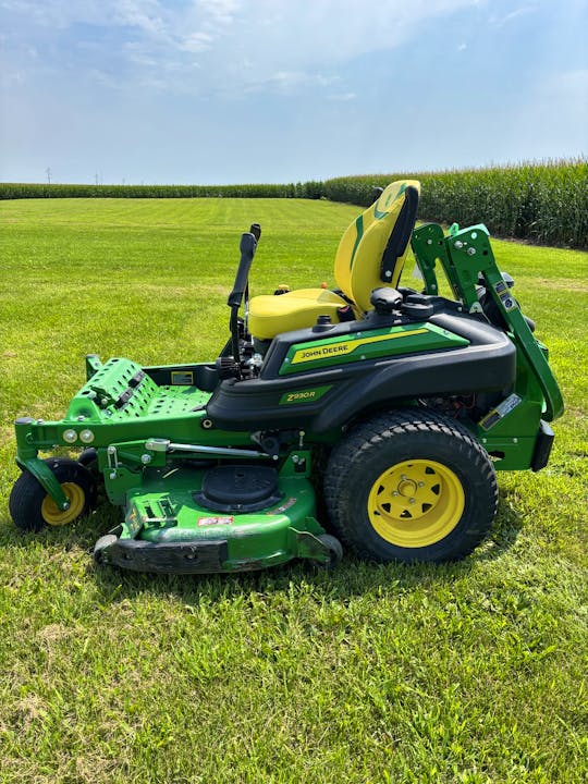 John Deere Z930R