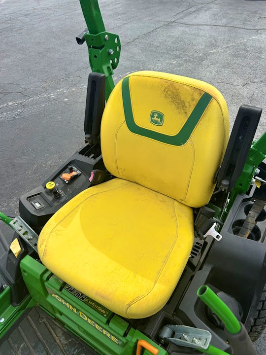 John Deere z530m