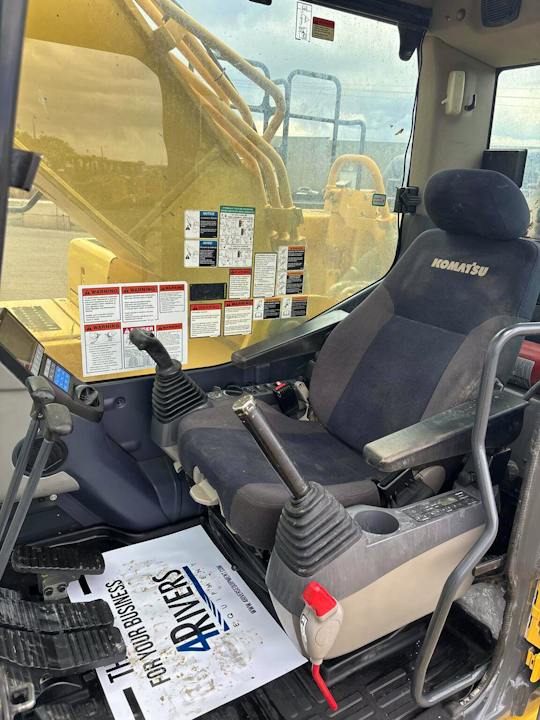 Komatsu PC-360LC-11