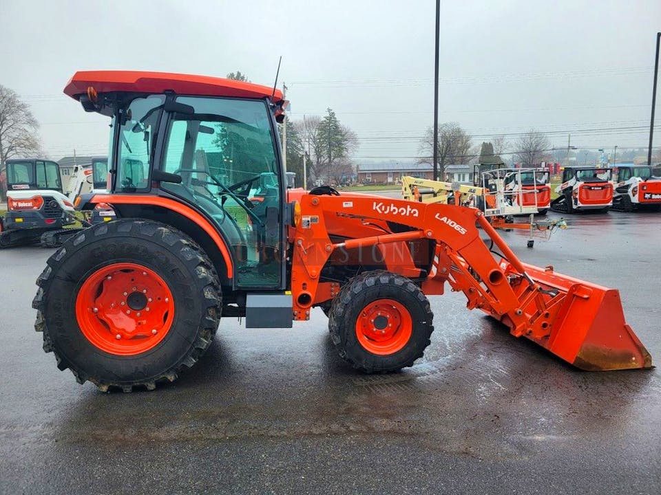 Kubota MX5400