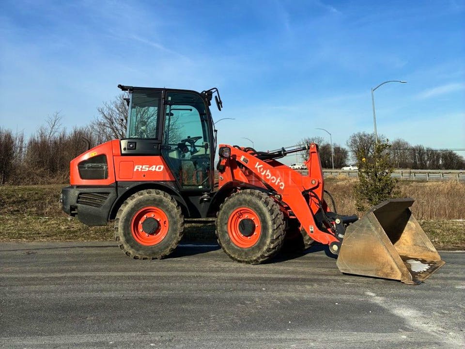 Kubota R540