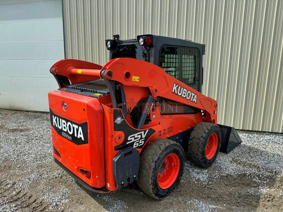 Kubota SSV65