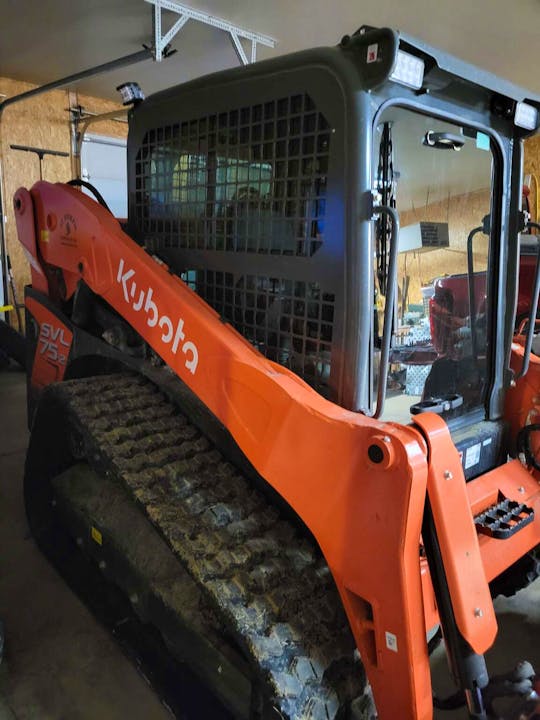 Kubota SVL75-2