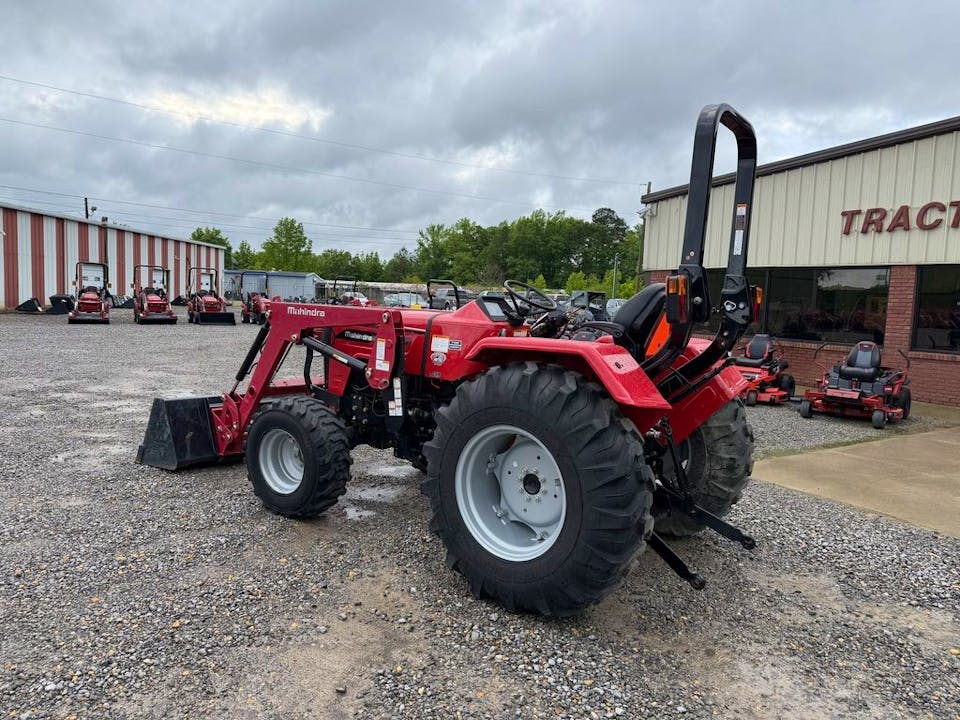 Mahindra 4500 Series 4550 4WD