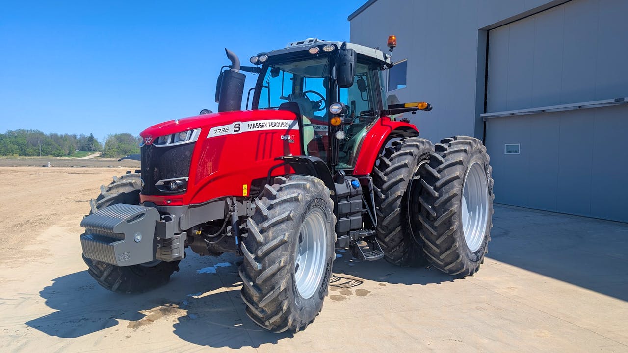 Massey Ferguson 7726S