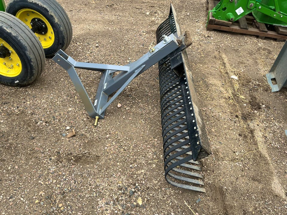 Miscellaneous BRUSH CHIEF BR5106GY 6' LANDSCAPE RAKE