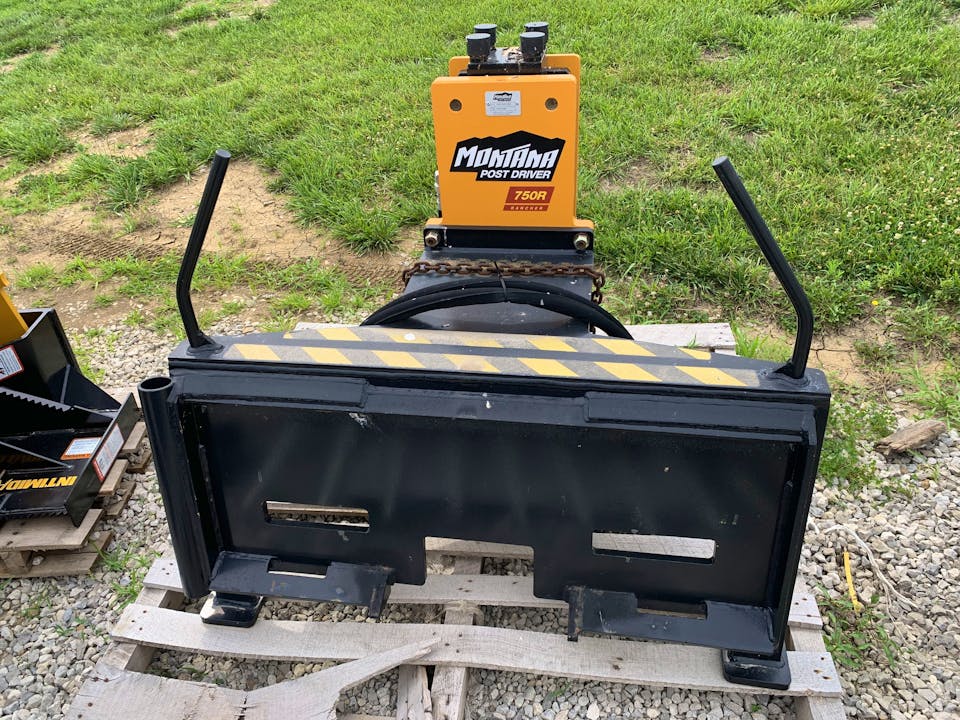 Montana 750R Post Driver