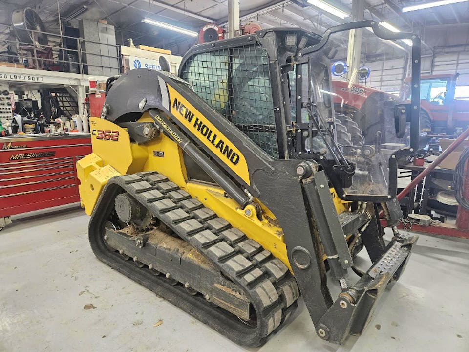 New Holland C362