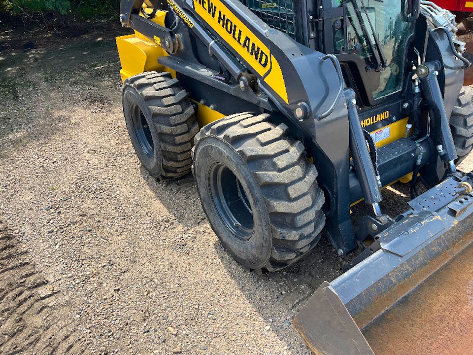 NEW HOLLAND L328