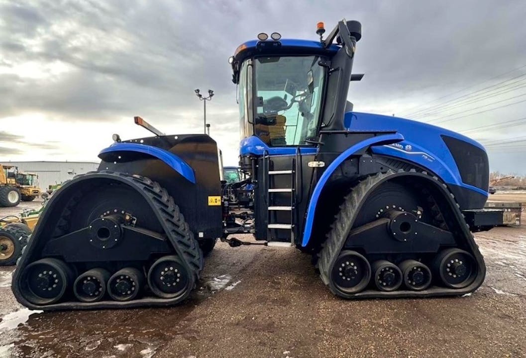 New Holland T9700