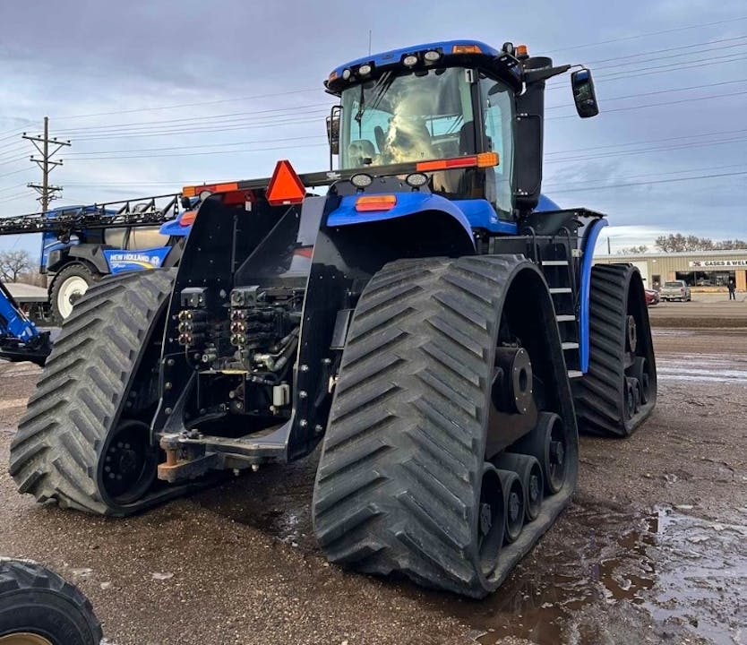 New Holland T9700