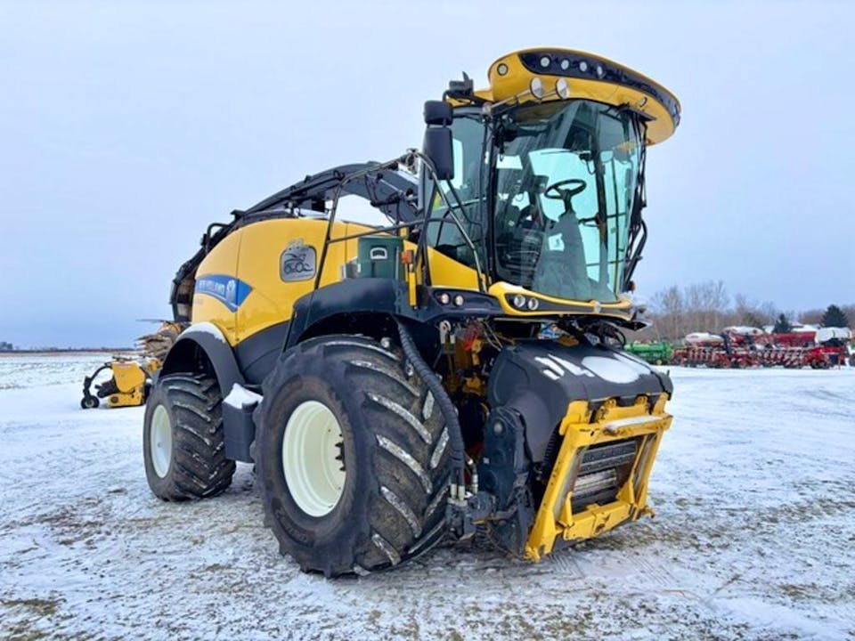 New Holland FR920
