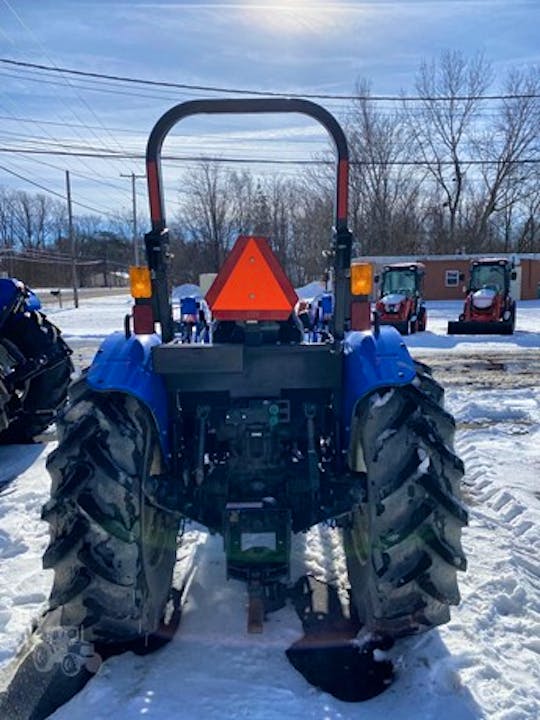 New Holland WORKMASTER 70