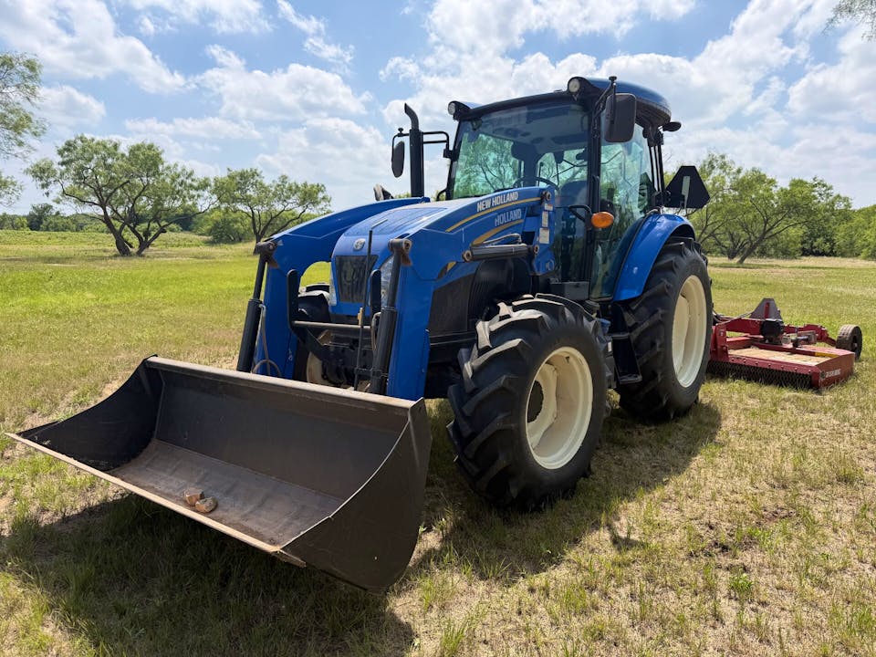 New Holland Workmaster 105