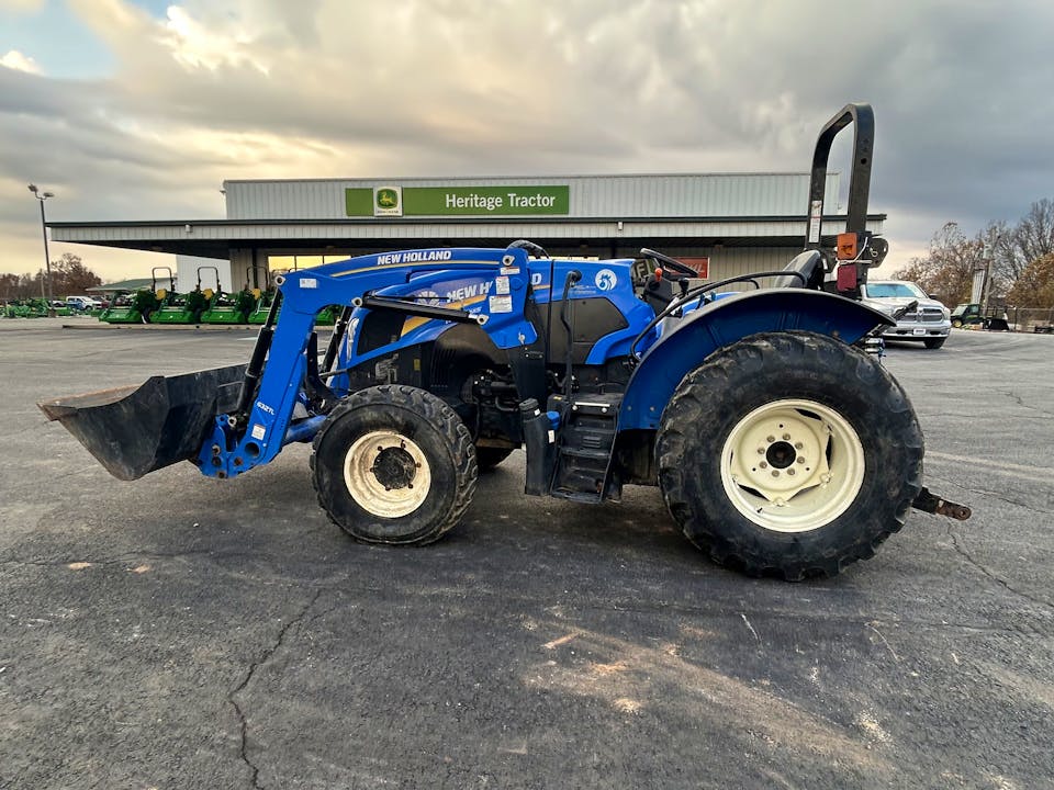 New Holland Workmaster 120