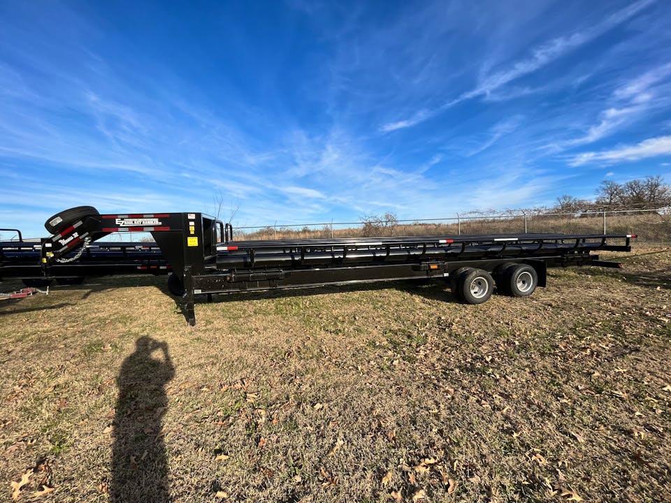 Other 32' GOOSENECK HAY HAULER
