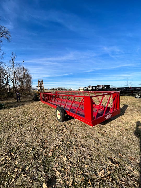 Patriot 24' E Class Bale Feeder