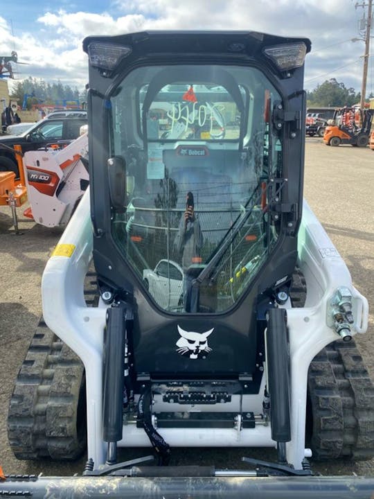 Bobcat T66