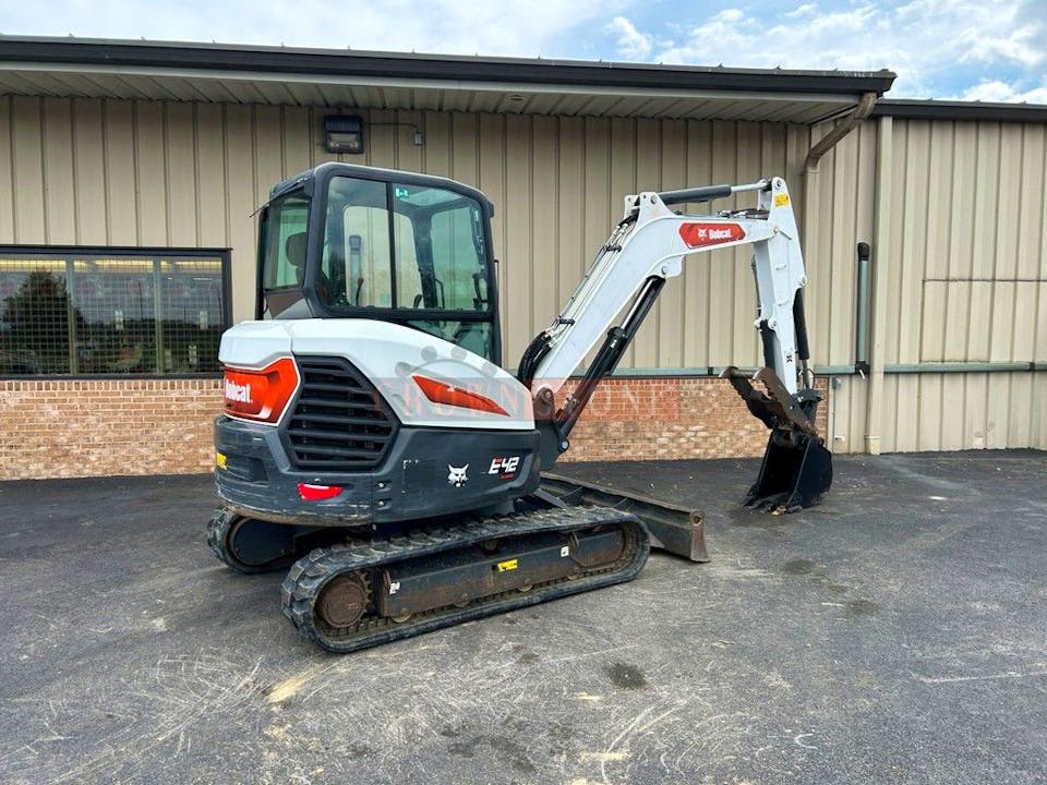 Bobcat E42 R2