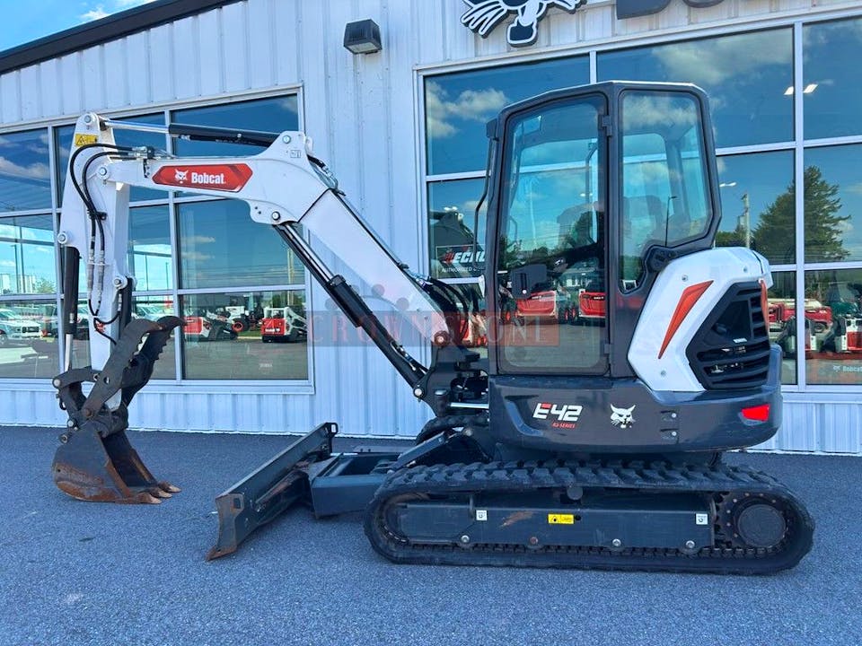 Bobcat E42 R2