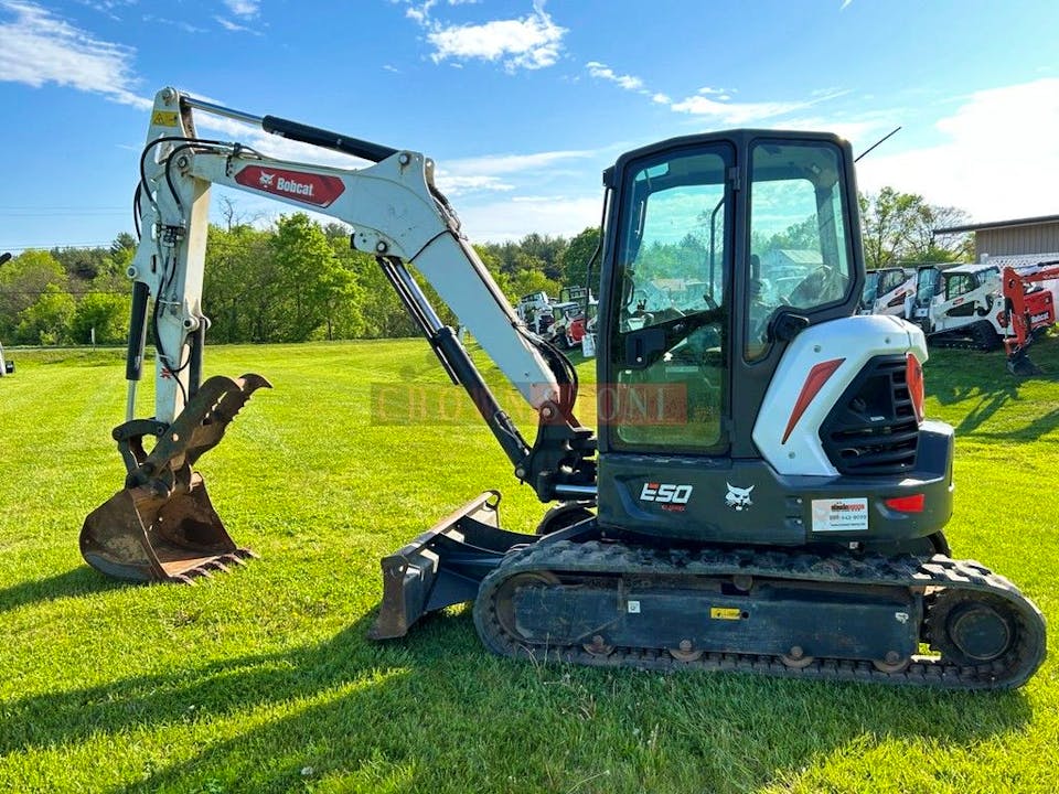 Bobcat E50 R2