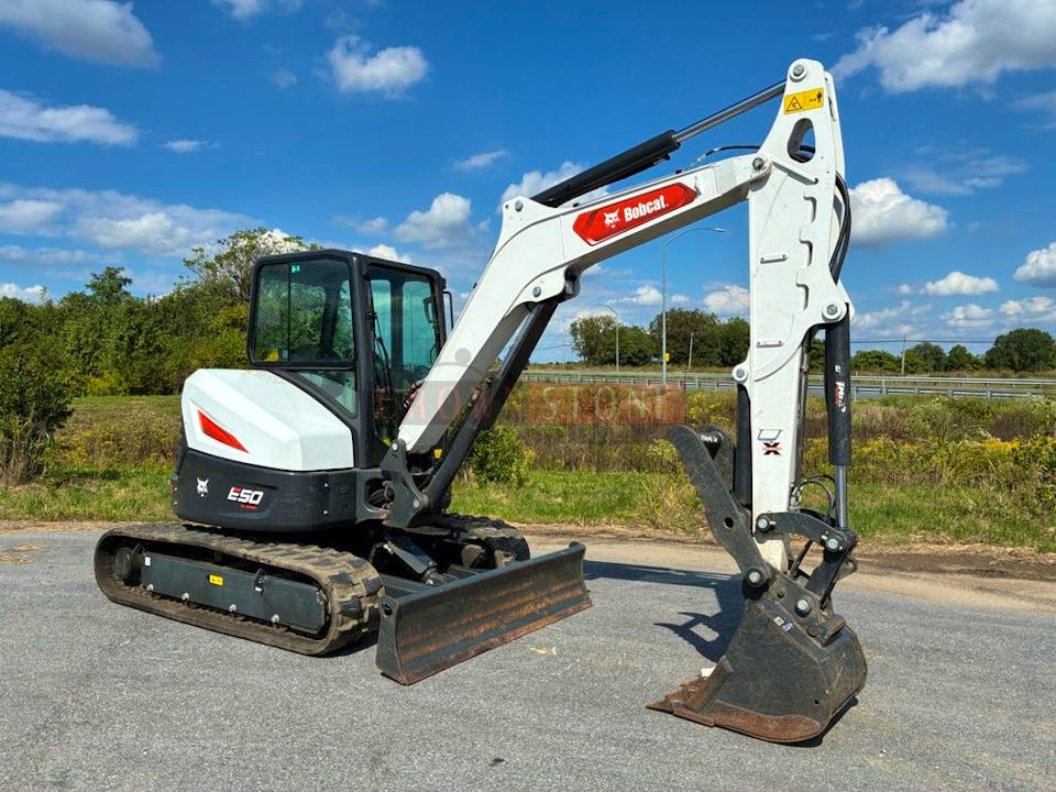 Bobcat E50 R2