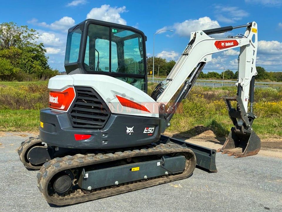 Bobcat E50 R2