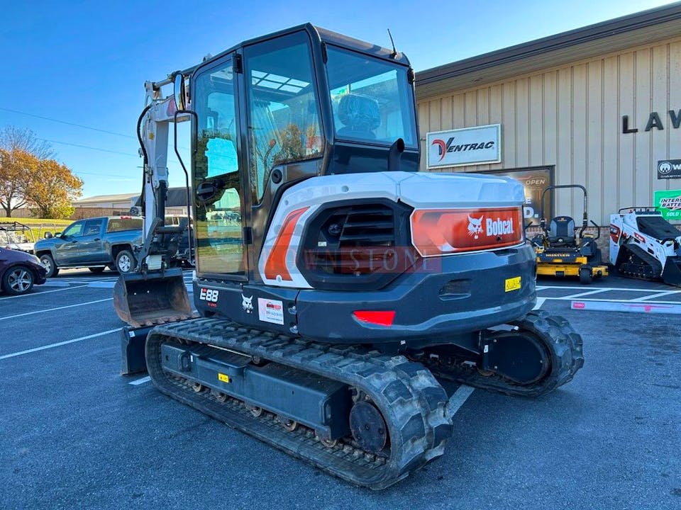 Bobcat E88