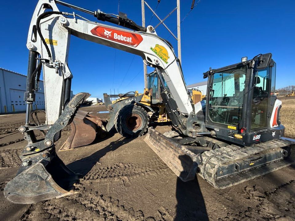 2023-bobcat-e88-135011