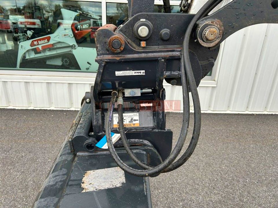 Bobcat Hydra Tilt