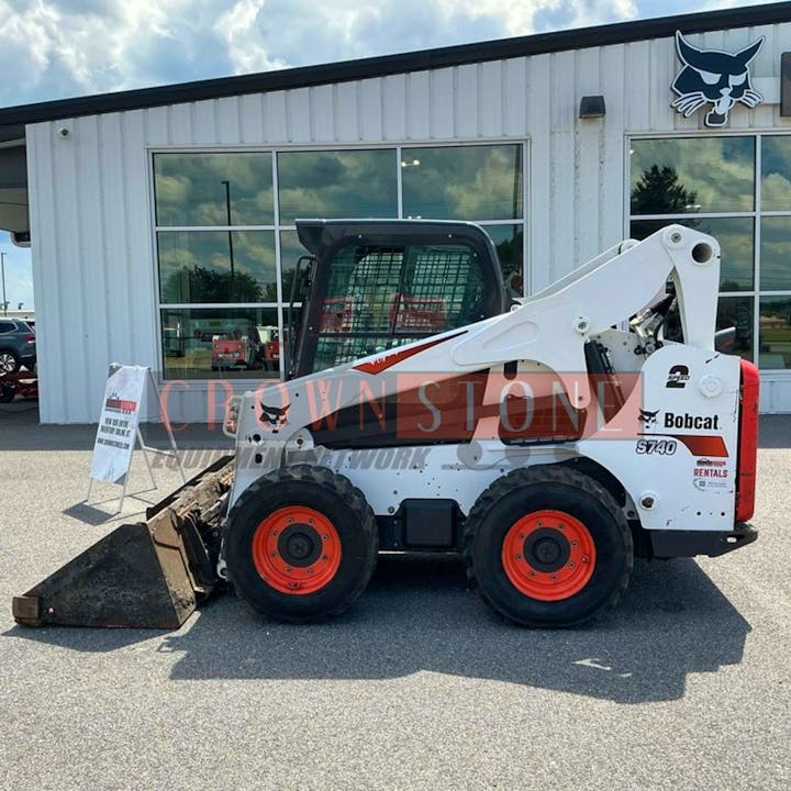 Bobcat S740