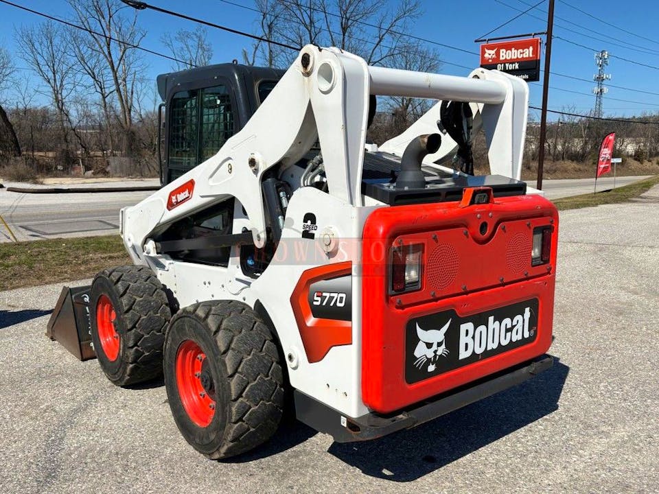 Bobcat S770