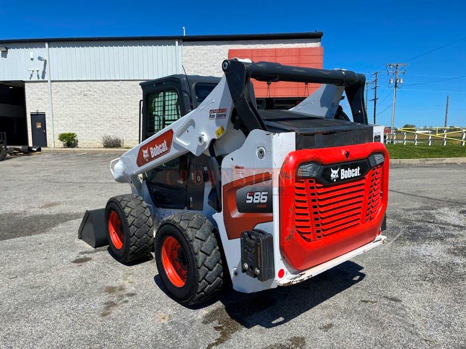 Bobcat S86