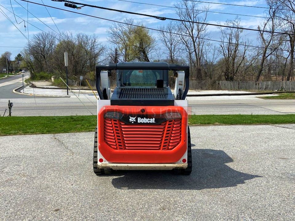Bobcat T64