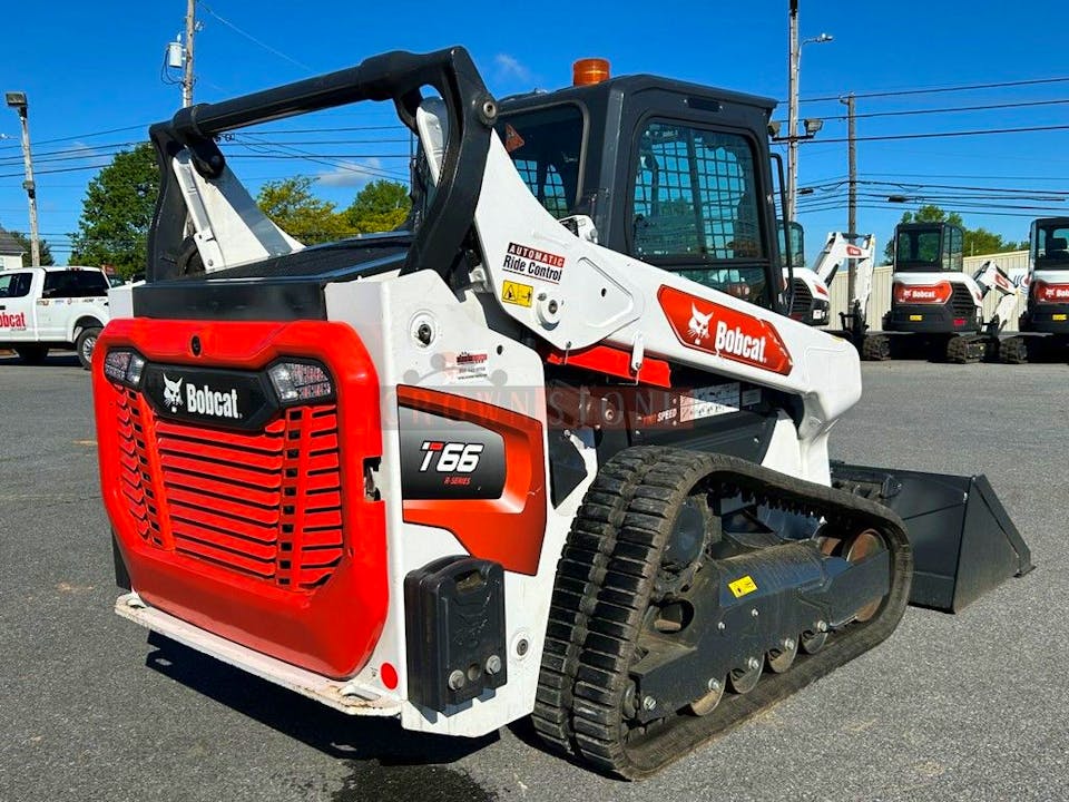 Bobcat T66