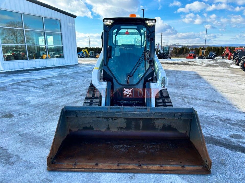 Bobcat T66