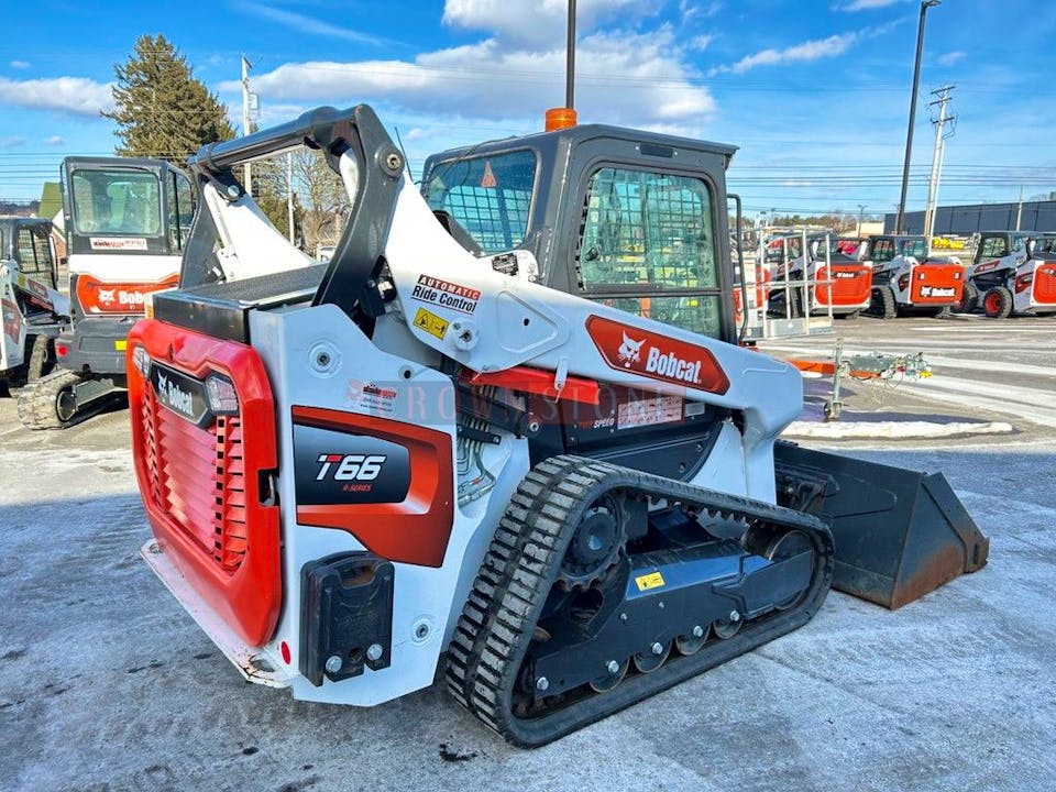 Bobcat T66