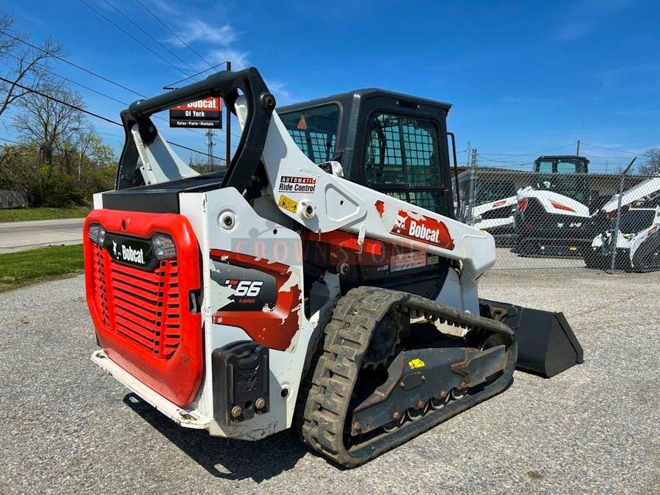 Bobcat T66