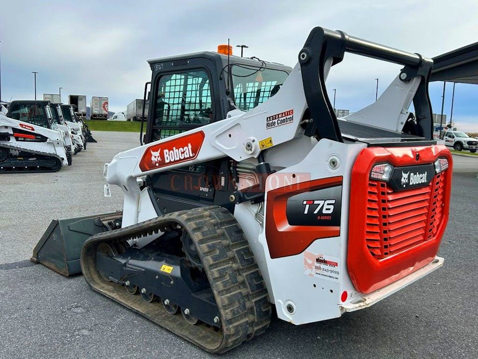 Bobcat T76