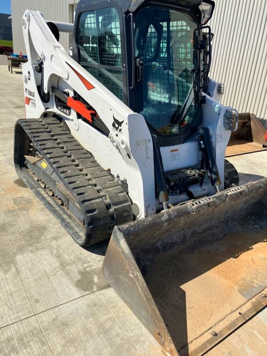 Bobcat T770 (WITH BUCKET)