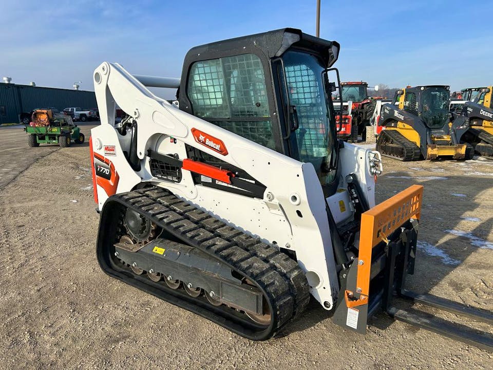 Bobcat T770