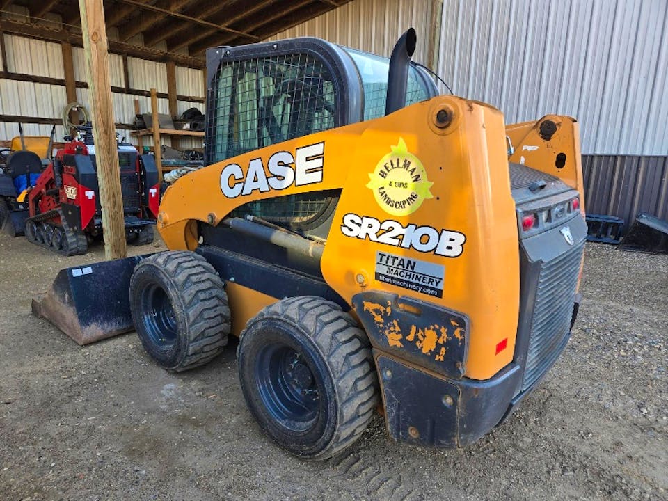 Case SR210B