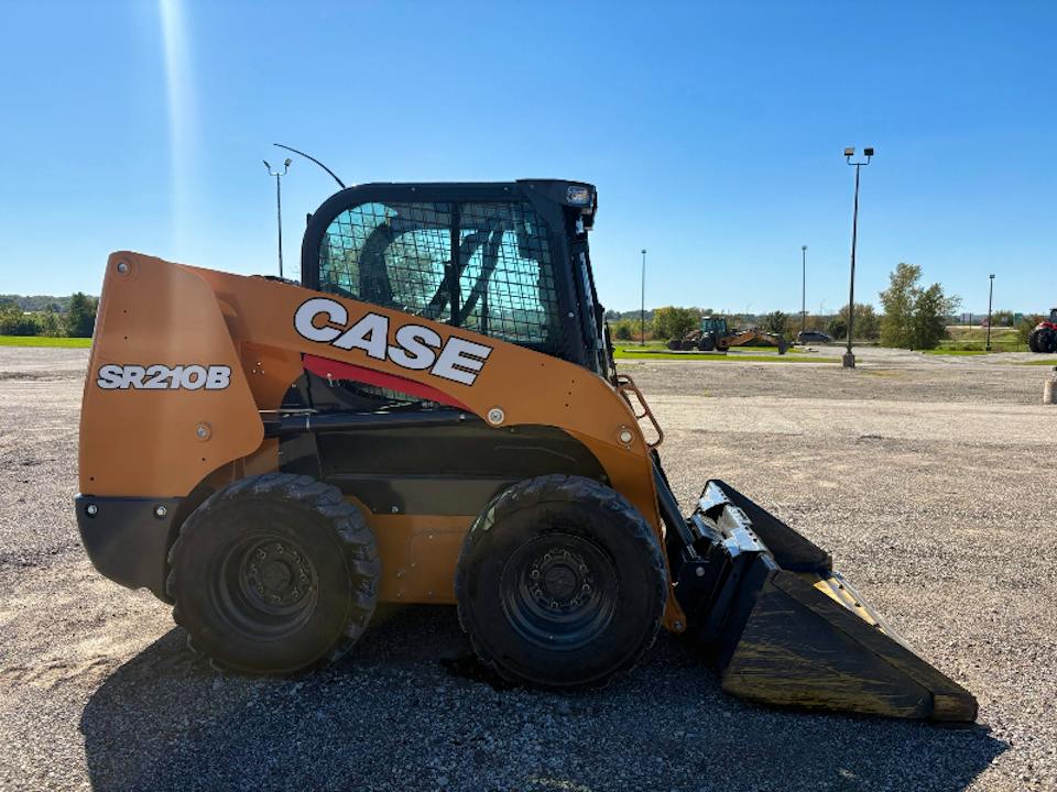 Case SR210B