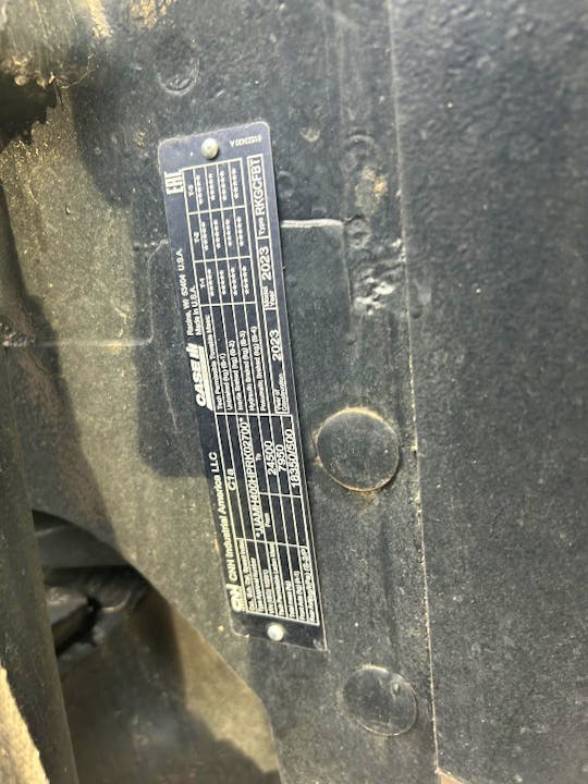 Case 400 MAGNUM TRACK