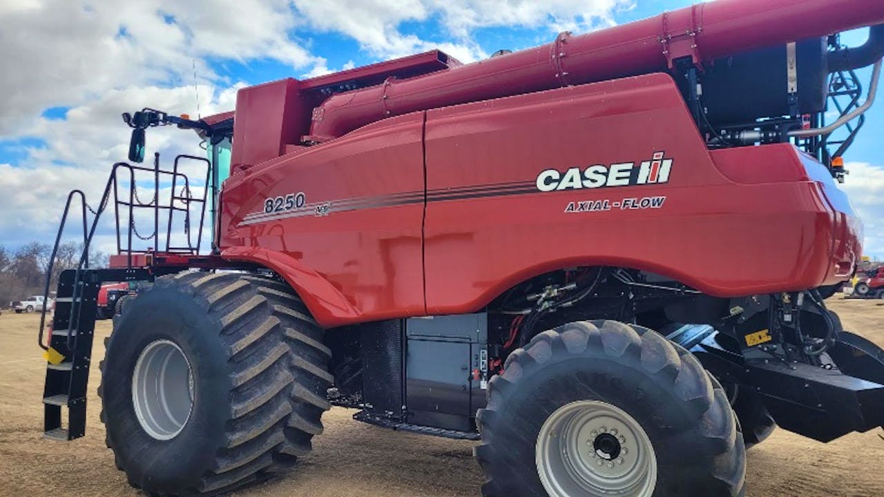 CASE IH 8250