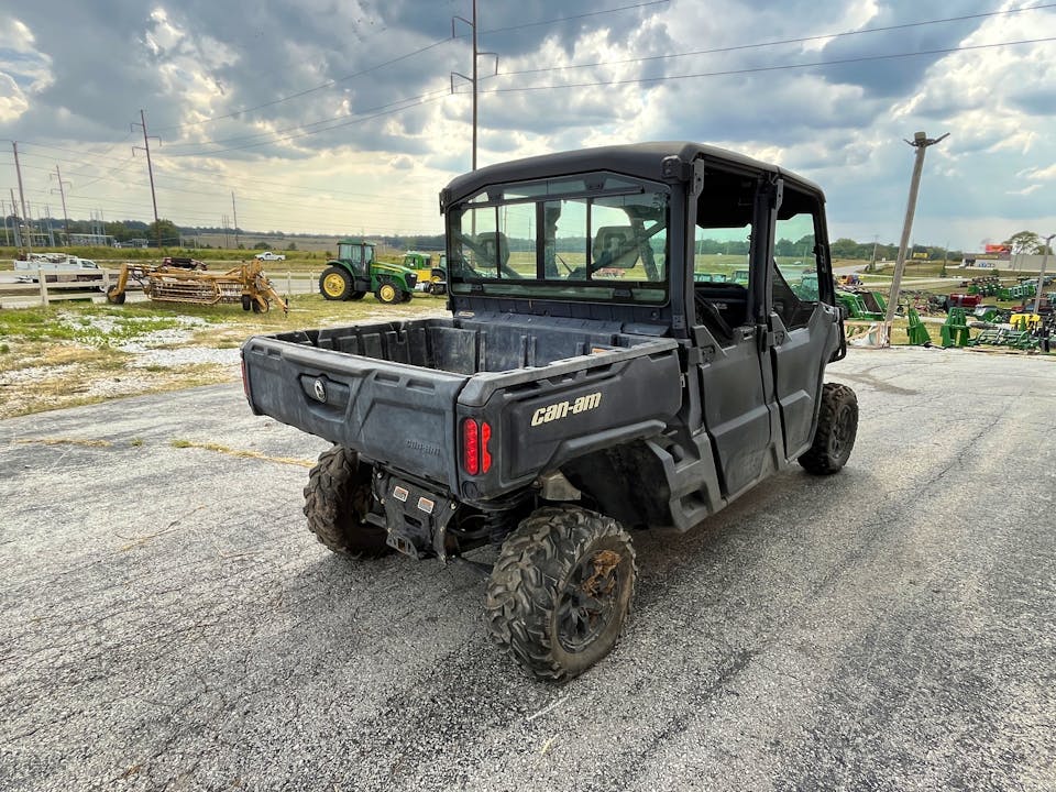 Can-Am DEFENDER HD-10 DPS